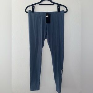 Nike Women's Blue and White Active Workout Leggings